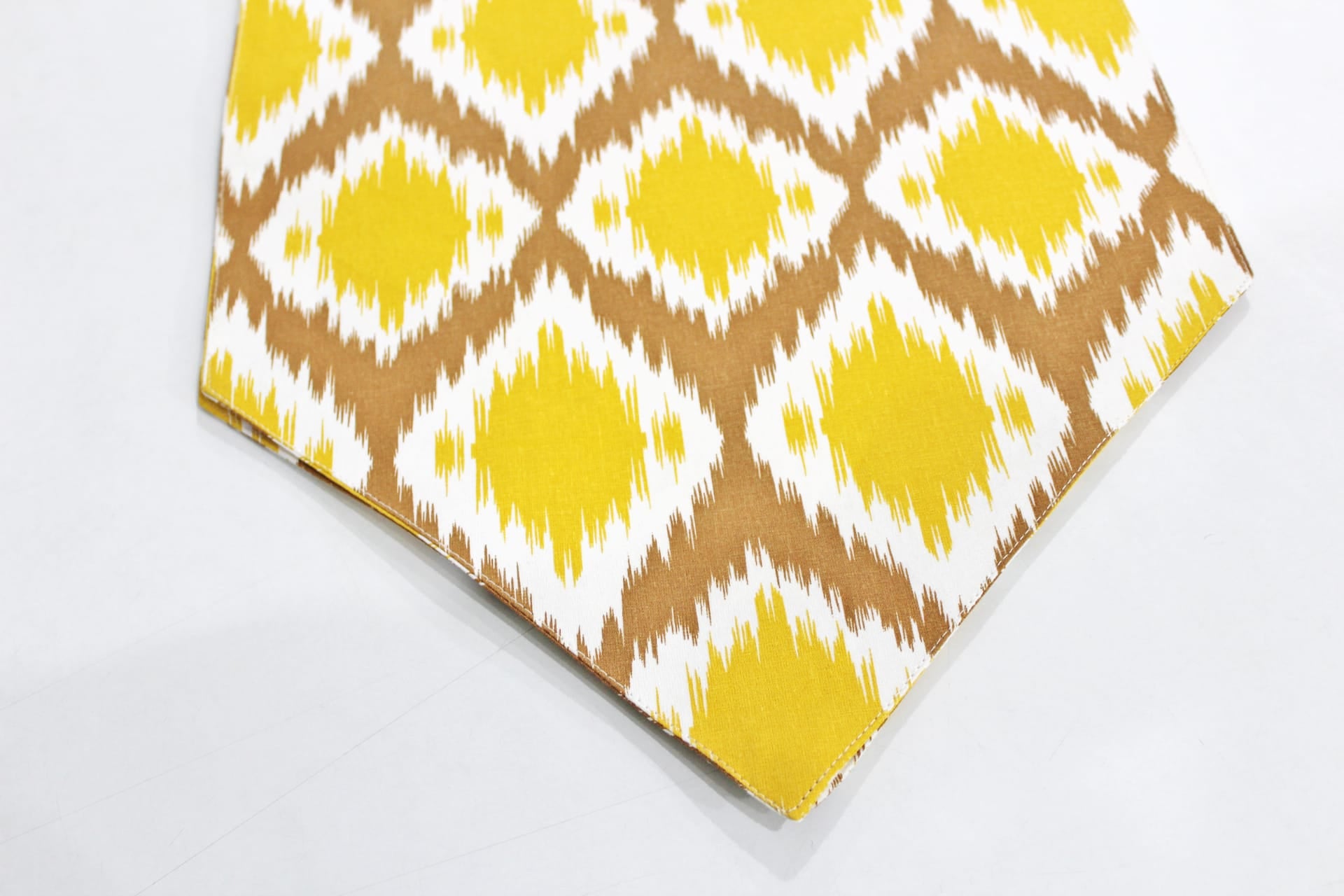 144 TC Ikat Cotton Table Runner for 6 Seater Table in Mustard online