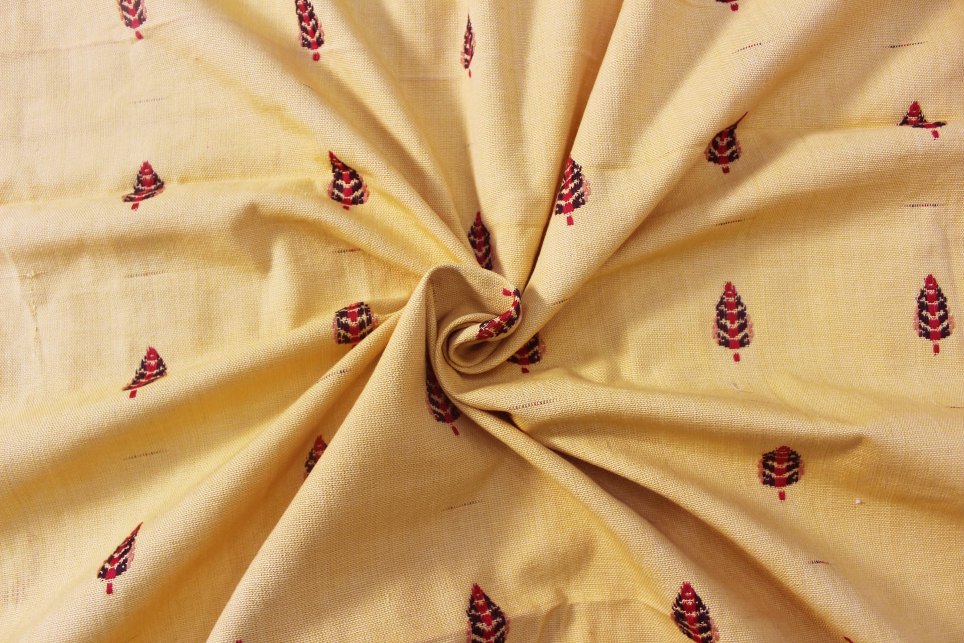 Elegant Alpha Woven 100% Cotton Handloom Bed Cover online in India