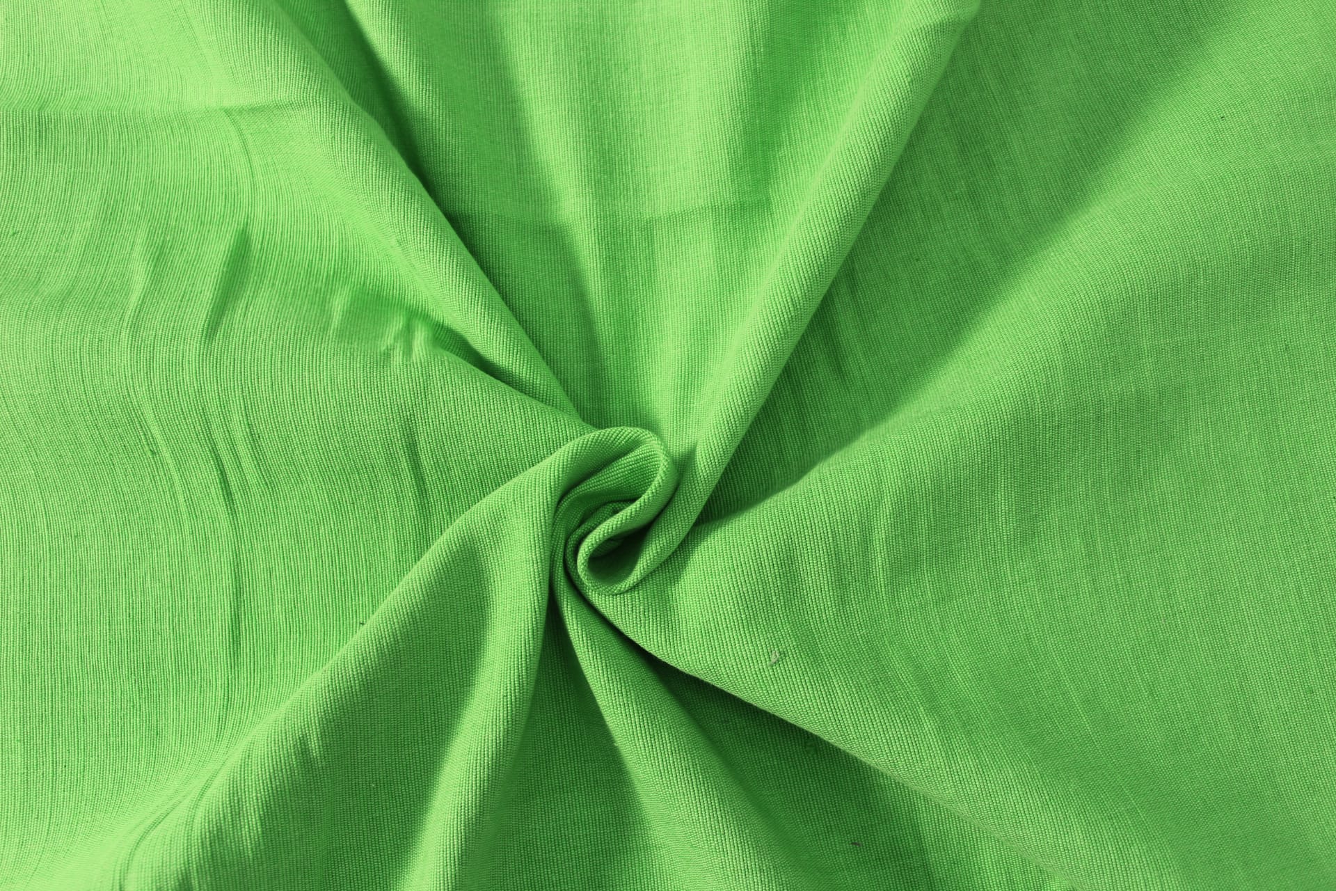 Elegant Alpha Woven 100% Cotton Handloom Bed Cover online in India