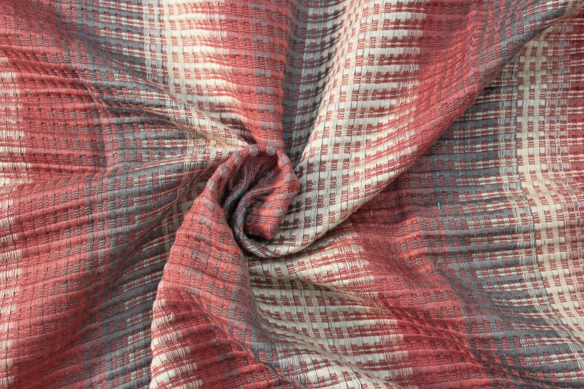Elegant Alpha Woven 100% Cotton Handloom Bed Cover online in India